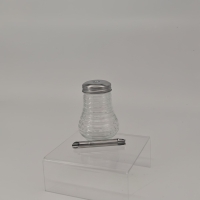 Zuckerstreuer Glas gerippt, Edelstahldeckel, Ausgießlöffel, transparent