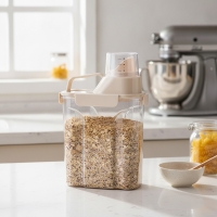 Vorratsdose 2,5 Liter luftdicht mit Messbecher, PET/Silikon, transparent-hellbraun