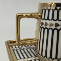 Kaffeetasse Porzellan Schwarz mit Goldfarbenen Akzenten, ashaya