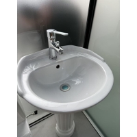 Mobile Duschkabinen mit integrierter Toilette WC Duschraum mit Waschbecken und Duscharmatur